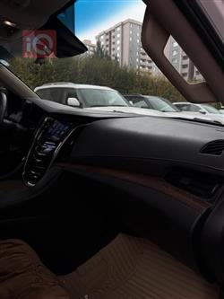 كاديلاك اسكاليد